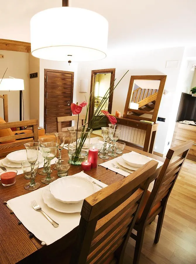Apartment Apartaments Petit Sauec Taull