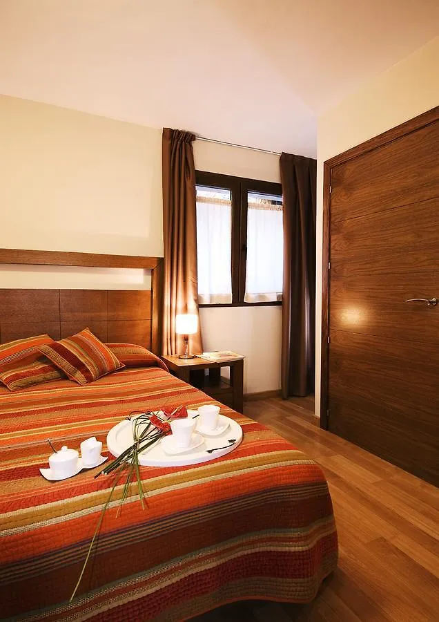 Apartaments Petit Sauec Taull 0*,  Spain