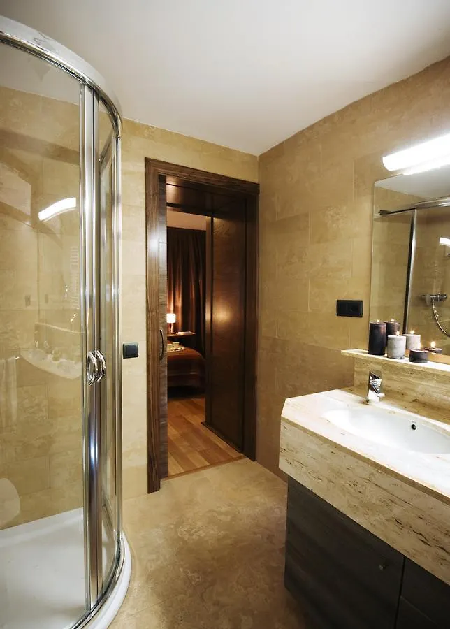 Apartment Apartaments Petit Sauec Taull